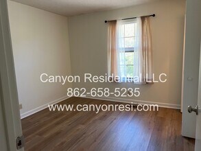 2494 Shenandoah Dr in Chattanooga, TN - Building Photo - Building Photo