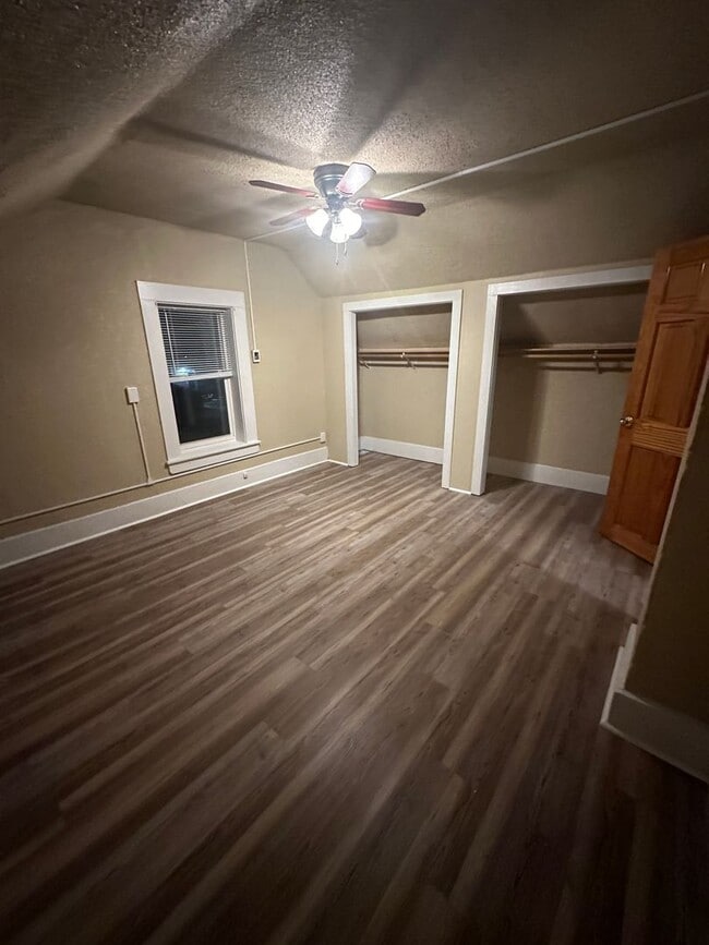 property at 116 W Nott St