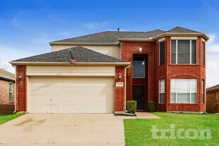 3276 Raleigh Dr in Fort Worth, TX - Building Photo