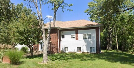 2810 Wills St in Eldorado, IL - Building Photo - Building Photo