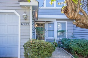 12002 Foxfield Cir in Richmond, VA - Building Photo