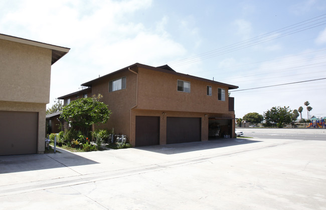 7505 21st St in Westminster, CA - Building Photo - Building Photo