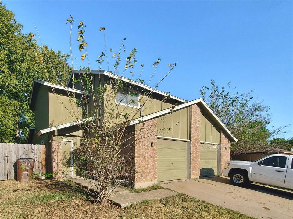 1814 Nicole Cir in Round Rock, TX - Building Photo
