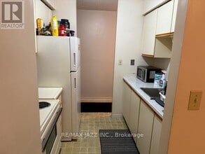 455 Trick Ave in Oshawa, ON - Building Photo - Building Photo