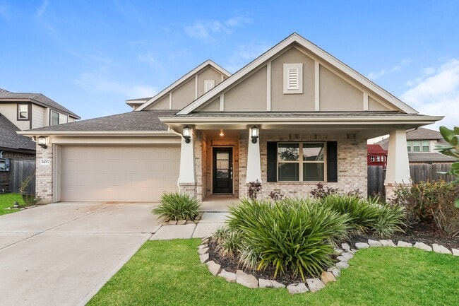 14002 Oakdale Falls Ln