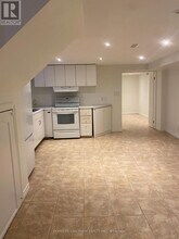 111 Clifton Ave in Toronto, ON - Building Photo - Building Photo