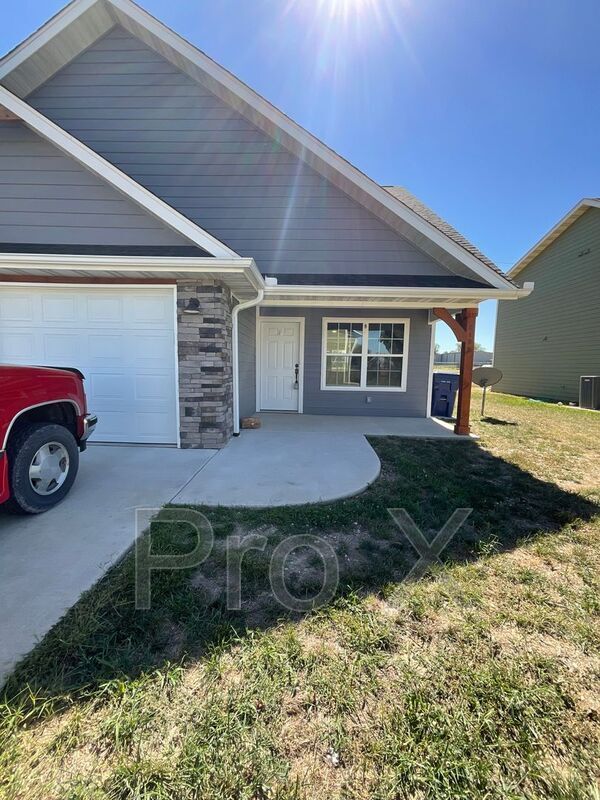 property at 618 Easton Dr