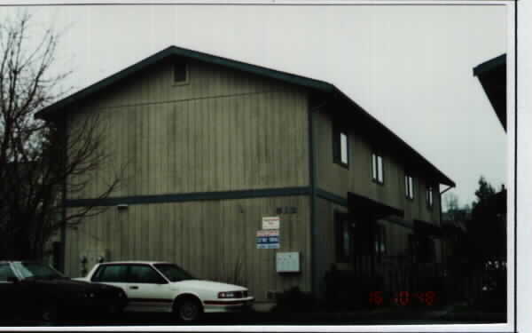 612 Shattuck Ave S in Renton, WA - Building Photo