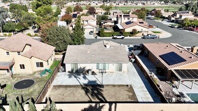 1844 Paradise Way in San Jacinto, CA - Building Photo - Building Photo