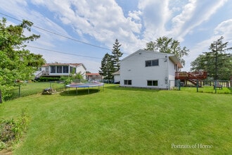 2316 Apache Ln in Woodridge, IL - Building Photo - Building Photo