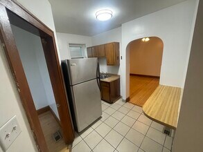 4829 S Tripp Ave, Unit 1R in Chicago, IL - Foto de edificio - Building Photo