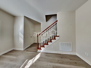 140 Abbey Rd in Lebanon, TN - Foto de edificio - Building Photo