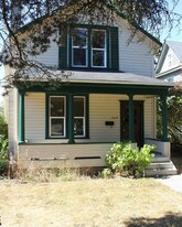 1409 Iron St in Bellingham, WA - Building Photo