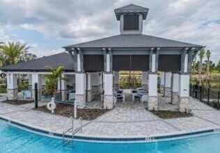 5115 Prairie Preserve Run in St. Cloud, FL - Foto de edificio - Building Photo