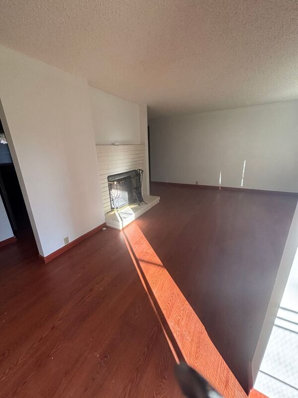 1215 Brickley Rd in Eugene, OR - Building Photo - Building Photo