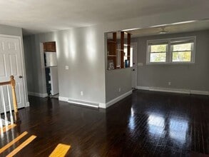 63 McGarvey Rd in Stoughton, MA - Building Photo - Building Photo