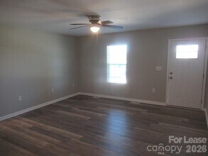 405 Northbrook III School Rd in Vale, NC - Building Photo - Building Photo