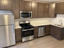 3409 W Fullerton Ave, Unit 2A in Chicago, IL - Building Photo