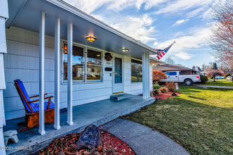 2806 Brackett Ave in Yakima, WA - Building Photo - Building Photo