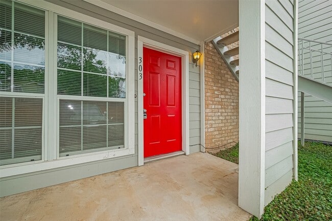 4200 Watson St, Unit 303 in Houston, TX - Building Photo - Building Photo