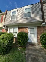 221 Cornett St in Highland Springs, VA - Building Photo
