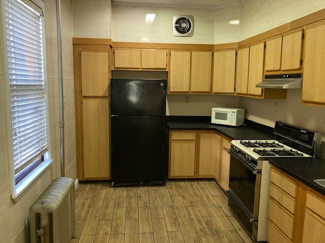 30 Suydam St in Brooklyn, NY - Building Photo