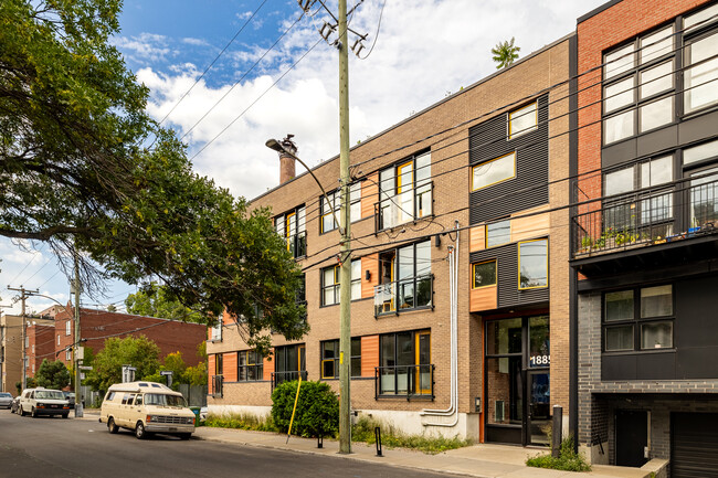 1885 De La Visitation Rue in Montréal, QC - Building Photo - Building Photo