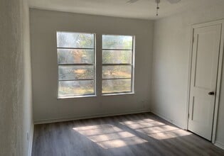 1710-1712 Alamo Ave in Killeen, TX - Building Photo - Building Photo