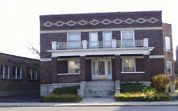 112-114 N Center St in Joliet, IL - Building Photo