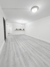 145 SW 30th Ct in Miami, FL - Building Photo - Building Photo
