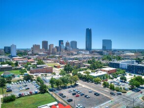 825 NW 6th St in Oklahoma City, OK - Building Photo - Building Photo
