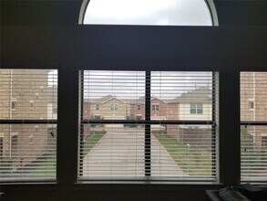 3709 Main Plaza Dr in Houston, TX - Building Photo - Building Photo
