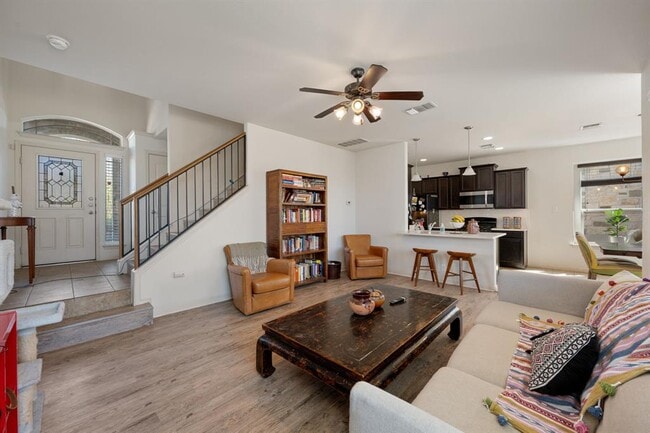 property at 2209 Nestlewood Dr