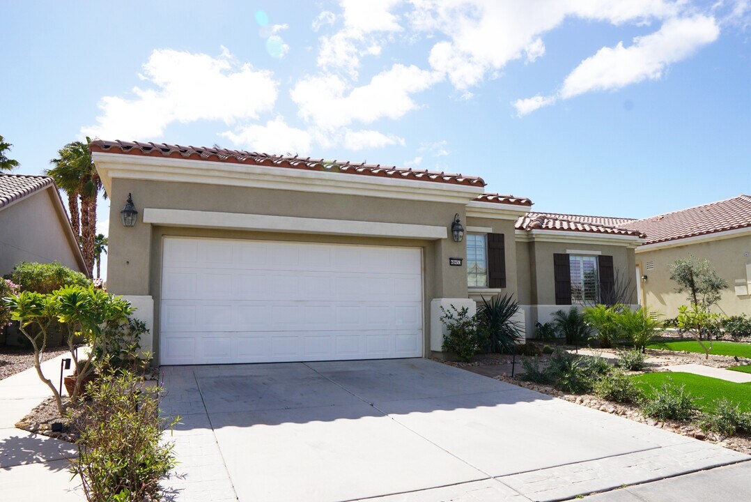 40453 Camino Montecito in Indio, CA - Building Photo