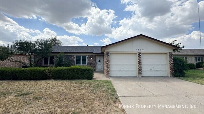 7820 Vernon Ave in Lubbock, TX - Foto de edificio - Building Photo