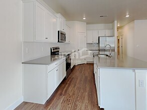 5057 W White Ash Ct in Meridian, ID - Building Photo - Building Photo