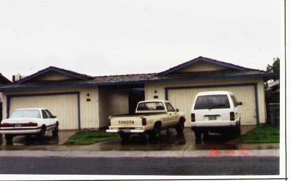 132 Swain Dr in Lodi, CA - Building Photo