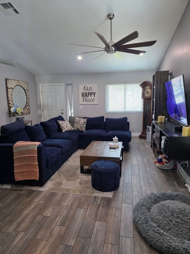 property at 826 Manor Shores Rd