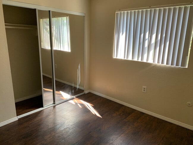 Rancho Pointe Apartments in Spring Valley, CA - Foto de edificio - Building Photo