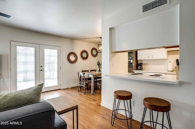 7906 E Keim Dr in Scottsdale, AZ - Building Photo - Building Photo