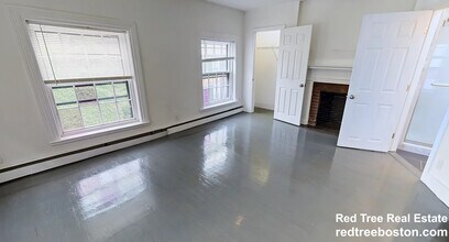 24 Joy St, Unit 5 in Boston, MA - Foto de edificio - Building Photo