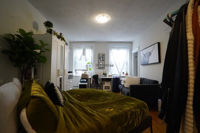 property at 78 Brainerd Rd