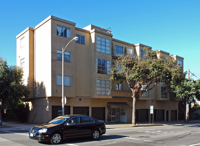 501 Lake St in San Francisco, CA - Building Photo - Building Photo