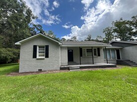 760 Highway 30 in Port Wentworth, GA - Building Photo