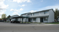 Sunnyridge Village Apartments in Nampa, ID - Foto de edificio - Building Photo