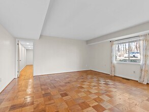 10613 Montrose Ave in Bethesda, MD - Building Photo - Building Photo