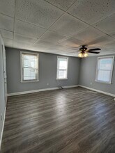 11 Davis St in Fall River, MA - Building Photo - Building Photo