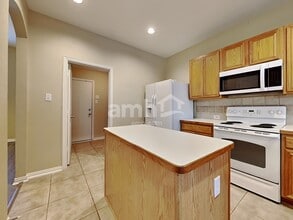 6421 Quail Valley Dr in Midlothian, TX - Building Photo - Building Photo