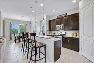 12699 Fairington Way in Ft. Myers, FL - Building Photo - Building Photo