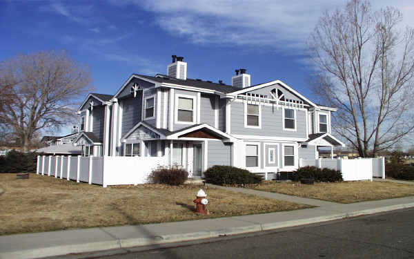 1301-1307 Baker St in Longmont, CO - Foto de edificio